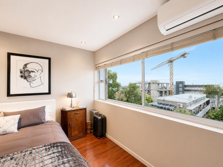 To Let 3 Bedroom Property for Rent in Sea Point Western Cape